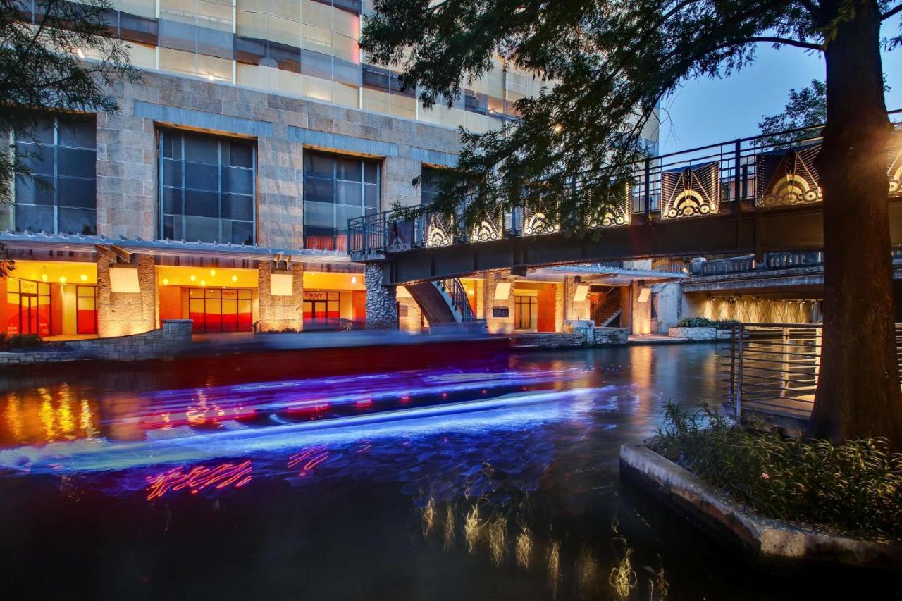 Drury Plaza Hotel San Antonio Riverwalk Extérieur photo